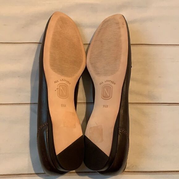 Nordstrom Woman’s Brown Flats  - Picture 10 of 11